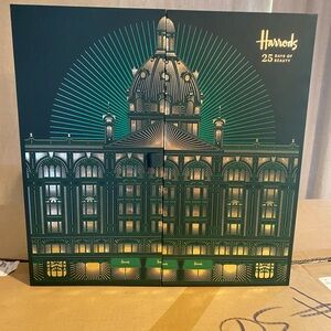 Harrod’s 2023 Beauty Adventure calendar. Gorgeous!